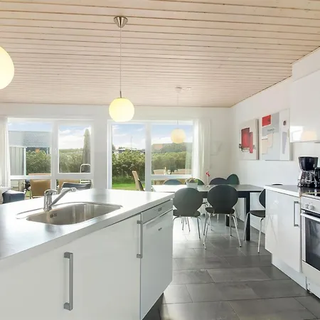 Appartement Syriel - 700m From The Sea By Interhome Løkken